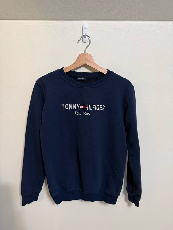 Tommy Hilfiger Sweaters - Vintage Tommy Hilfiger Navy Crewneck with Embroidered Logo